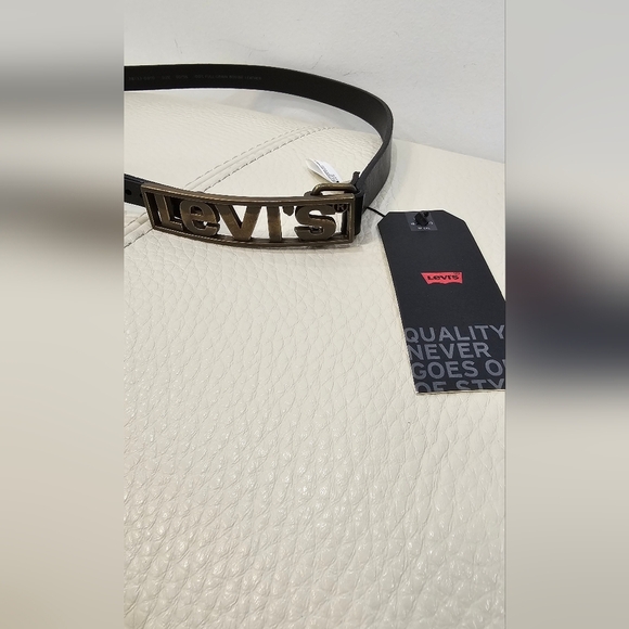 Levi's ORIGINAL Black Leather Belt Thin Logo Size M 90/36 - Picture 5 of 5